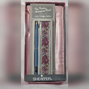 Vintage Lady Sheaffer Fashion Ballpoint w/ Tapestry Sleeve - Excellent Condition